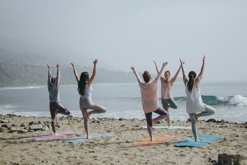 6mm Eco-Friendly Double-Sided Non-Slip TPE Yoga Mat with Alignment Lines